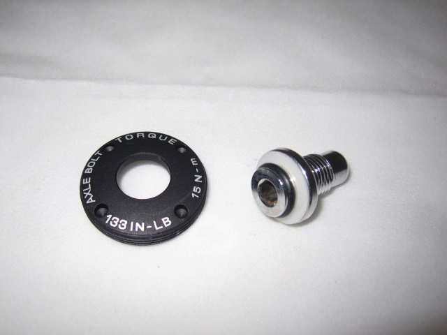 Cannondale Lefty Hub Axle Cap and Bolt   Black QC117  